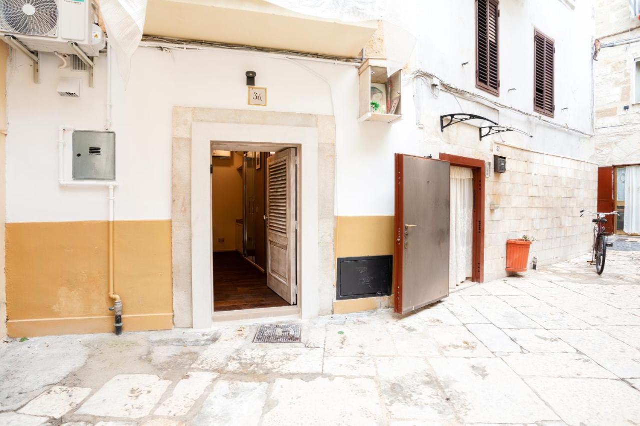 Tre36 - Smart & Design Room In The Old Center Bari Esterno foto